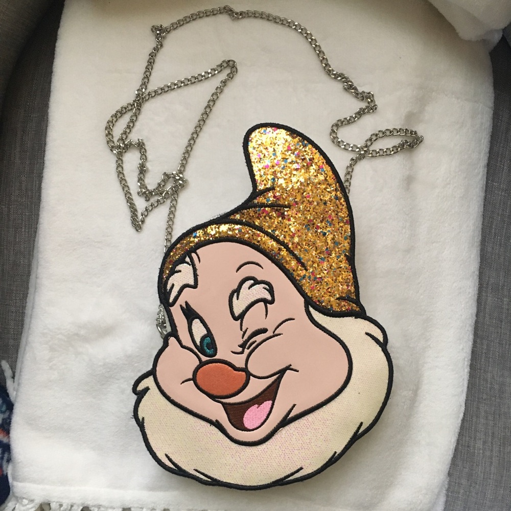 Disney Danielle Nicole Happy dwarf purse